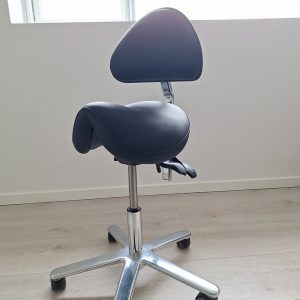 Brugt Ergotec sadelstol med sort polster